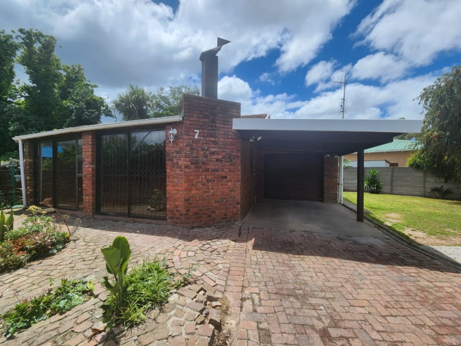 2 Bedroom Property for Sale in George Central Western Cape